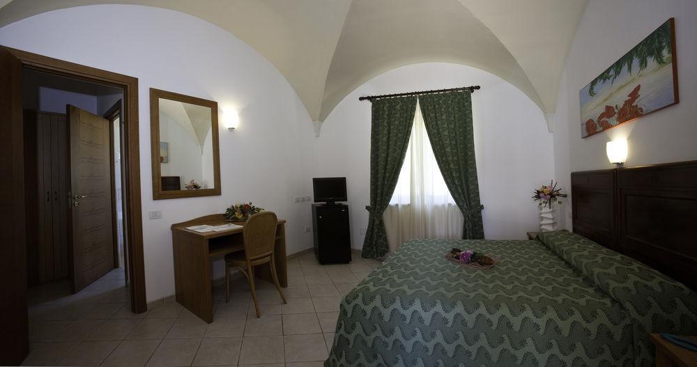 Dolmen Sport Resort Minervino di Lecce Kültér fotó