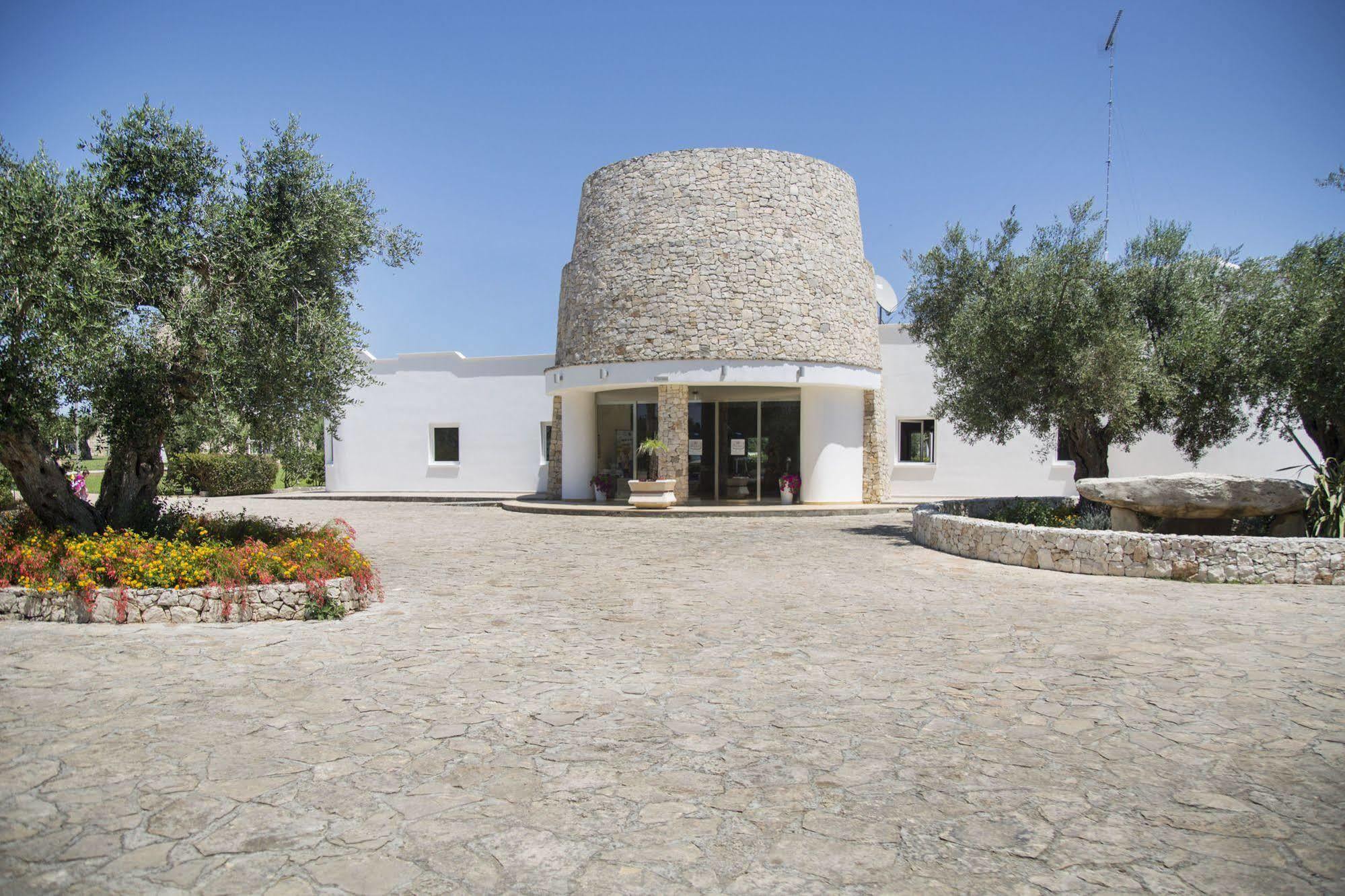 Dolmen Sport Resort Minervino di Lecce Kültér fotó